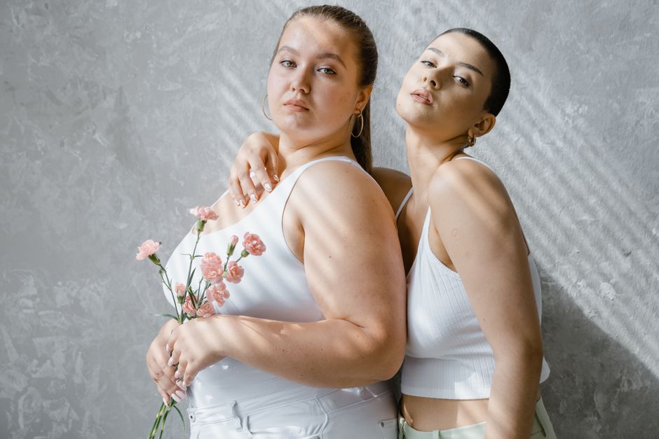 How Do I Choose Supportive Plus-Size and Curvy Swimwear That Fits?
